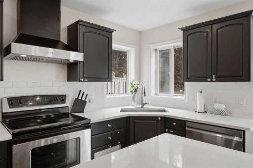 50 Somerglen Park Sw, Calgary, AB - Indoor Photo Showing Kitchen With Stainless Steel Kitchen