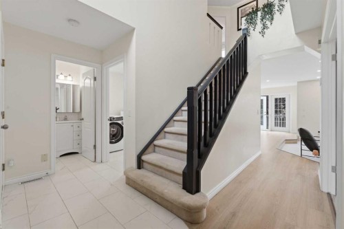 50 Somerglen Park Sw, Calgary, AB - Indoor Photo Showing Other Room