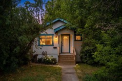 2115 14 Street SW Calgary, AB T2T 3T2