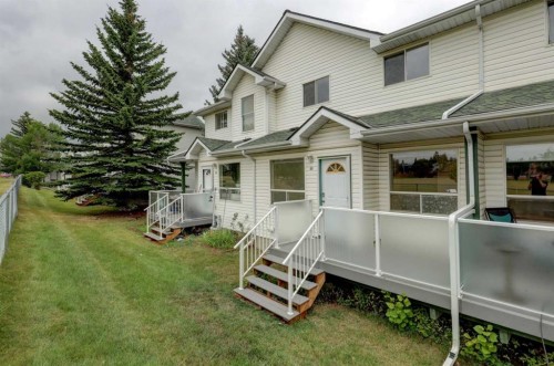 57 Sandpiper Lane Nw, Calgary, AB - Outdoor