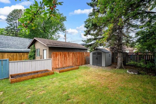 224 30 Avenue Ne, Calgary, AB - Outdoor