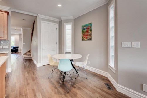 115 15 Street Nw, Calgary, AB - Indoor Photo Showing Dining Room