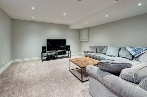 115 15 Street Nw, Calgary, AB - Indoor