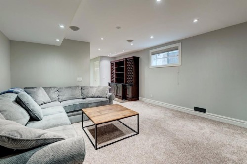 115 15 Street Nw, Calgary, AB - Indoor
