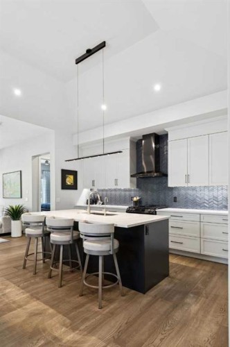 176 Cranbrook Drive Se, Calgary, AB - Indoor