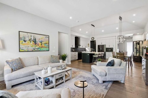 176 Cranbrook Drive Se, Calgary, AB - Indoor Photo Showing Living Room