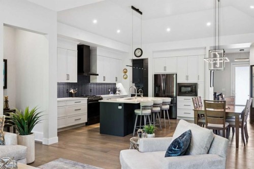 176 Cranbrook Drive Se, Calgary, AB - Indoor