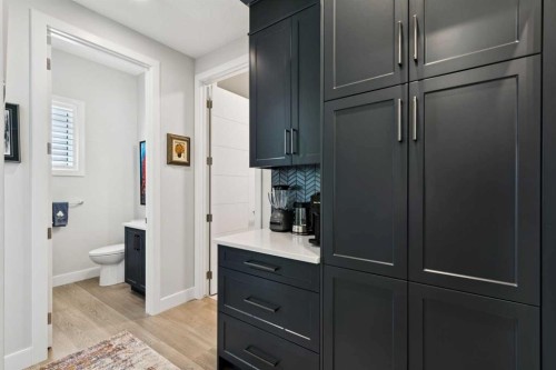 176 Cranbrook Drive Se, Calgary, AB - Indoor