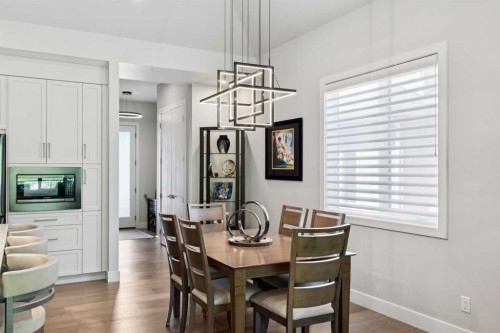 176 Cranbrook Drive Se, Calgary, AB - Indoor Photo Showing Dining Room
