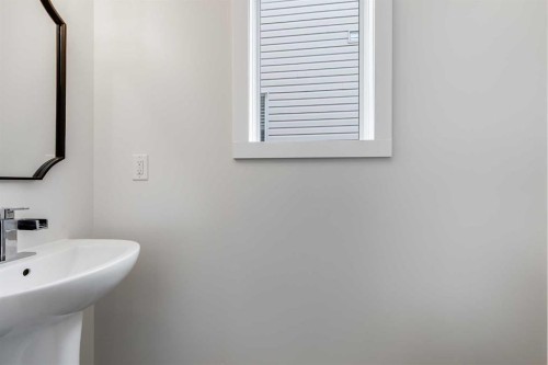 322 Tuscany Drive Nw, Calgary, AB - Indoor Photo Showing Bathroom
