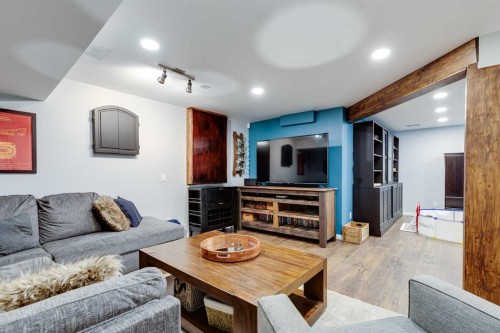 322 Tuscany Drive Nw, Calgary, AB - Indoor Photo Showing Living Room