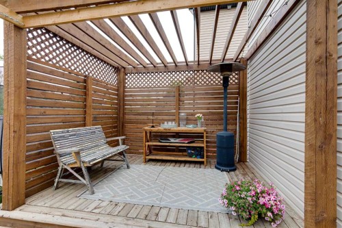 322 Tuscany Drive Nw, Calgary, AB - Indoor Photo Showing Other Room