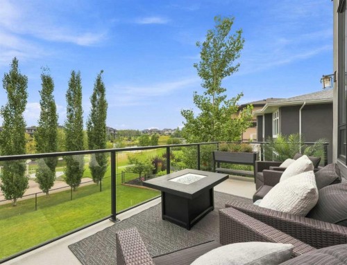 41 Whispering Springs Way, Heritage Pointe, AB - Outdoor With Exterior