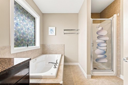 58 Everwoods Park Sw, Calgary, AB - Indoor Photo Showing Bathroom
