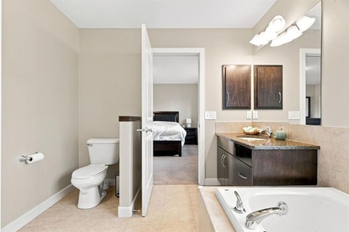58 Everwoods Park Sw, Calgary, AB - Indoor Photo Showing Bathroom