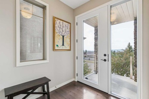7520 Springbank Way Sw, Calgary, AB - Indoor Photo Showing Other Room