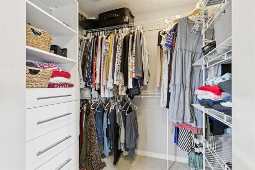 7520 Springbank Way Sw, Calgary, AB - Indoor With Storage