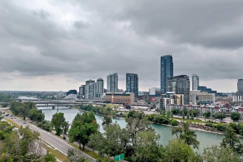 101-300 Meredith Road Ne, Calgary, AB - Outdoor With View