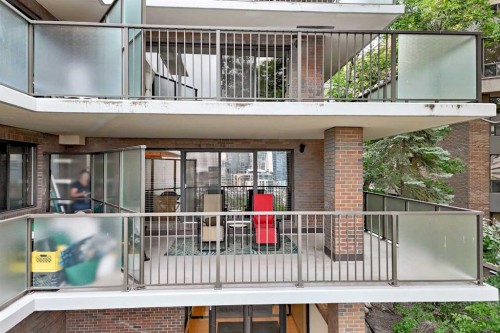 101-300 Meredith Road Ne, Calgary, AB - Outdoor With Exterior