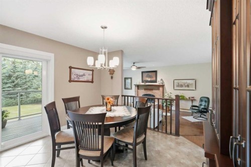 282184 Range Road 31, Rural Rocky View County, AB - Indoor Photo Showing Dining Room