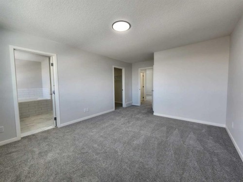 364 Herron Landing Ne, Calgary, AB - Indoor Photo Showing Other Room