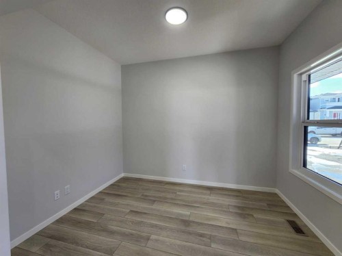 364 Herron Landing Ne, Calgary, AB - Indoor Photo Showing Other Room