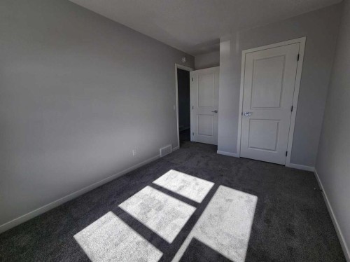 364 Herron Landing Ne, Calgary, AB - Indoor Photo Showing Other Room