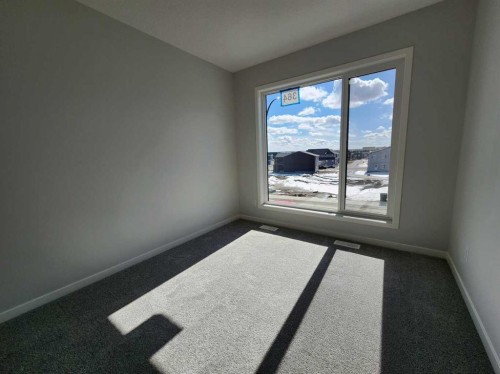 364 Herron Landing Ne, Calgary, AB - Indoor Photo Showing Other Room