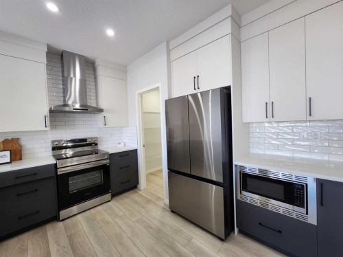 364 Herron Landing Ne, Calgary, AB - Indoor Photo Showing Kitchen With Stainless Steel Kitchen With Upgraded Kitchen