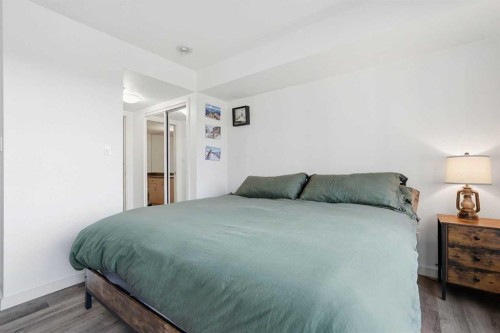 305-1078 6 Avenue Sw, Calgary, AB - Indoor Photo Showing Bedroom