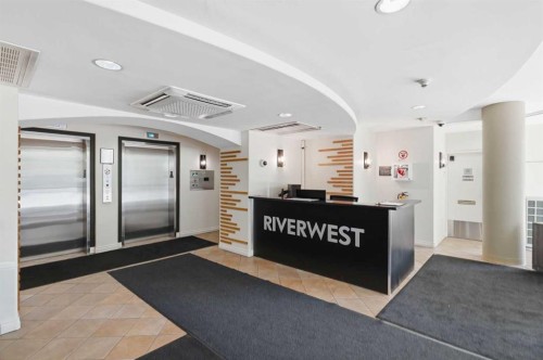 305-1078 6 Avenue Sw, Calgary, AB - Indoor Photo Showing Other Room