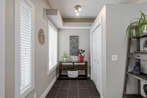260 Chaparral Ridge Circle Se, Calgary, AB - Indoor Photo Showing Other Room