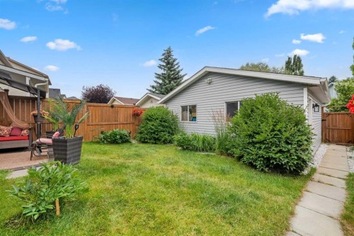 39 Hidden Valley Link Nw, Calgary, AB 
