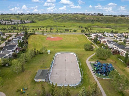 39 Hidden Valley Link Nw, Calgary, AB 