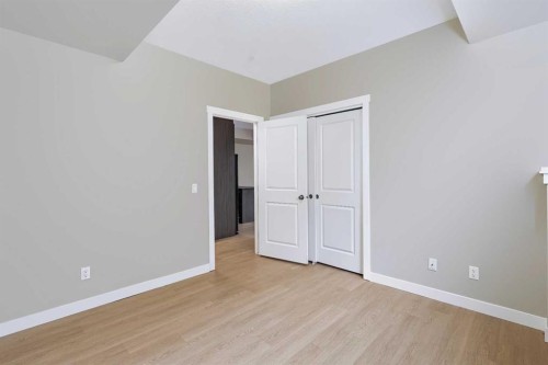 210-300 Marina Drive, Chestermere, AB - Indoor Photo Showing Other Room
