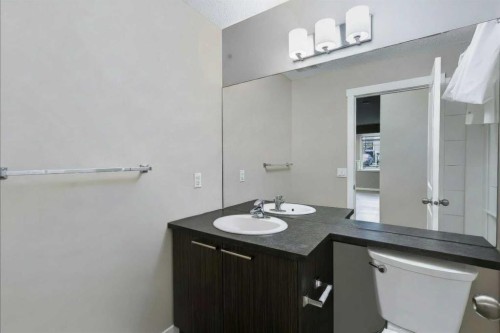 210-300 Marina Drive, Chestermere, AB - Indoor Photo Showing Bathroom