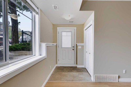 210-300 Marina Drive, Chestermere, AB - Indoor Photo Showing Other Room