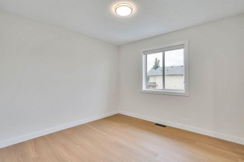 112 Martinglen Close Ne, Calgary, AB - Indoor Photo Showing Other Room