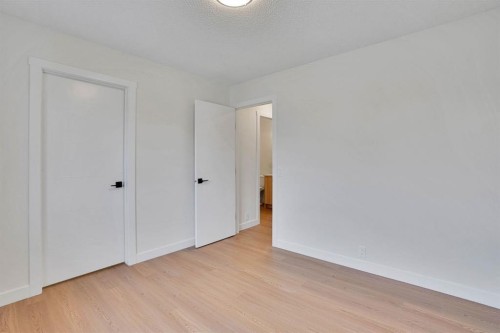 112 Martinglen Close Ne, Calgary, AB - Indoor Photo Showing Other Room