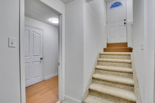 112 Martinglen Close Ne, Calgary, AB - Indoor Photo Showing Other Room