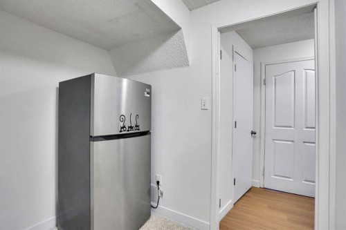 112 Martinglen Close Ne, Calgary, AB - Indoor Photo Showing Other Room