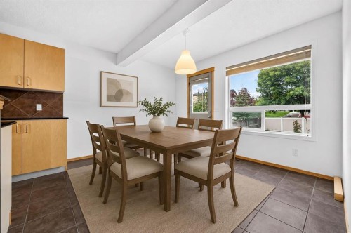 177 Royal Birch Terrace Nw, Calgary, AB - Indoor Photo Showing Dining Room