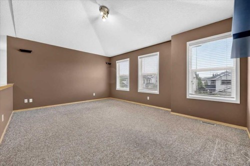 177 Royal Birch Terrace Nw, Calgary, AB - Indoor Photo Showing Other Room