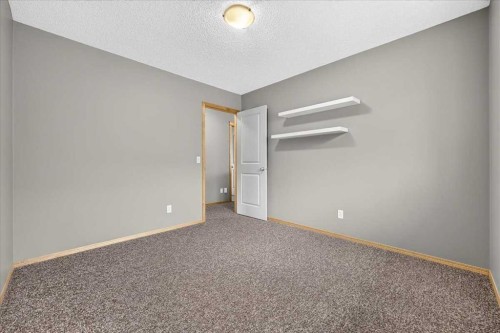 177 Royal Birch Terrace Nw, Calgary, AB - Indoor Photo Showing Other Room