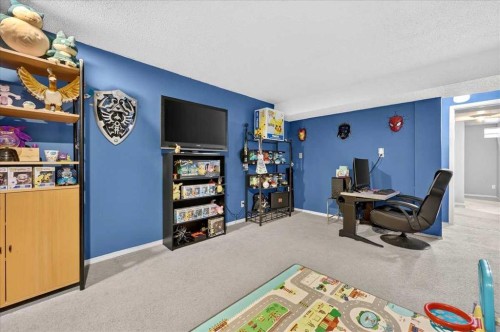 672 Whiteridge Way Ne, Calgary, AB - Indoor