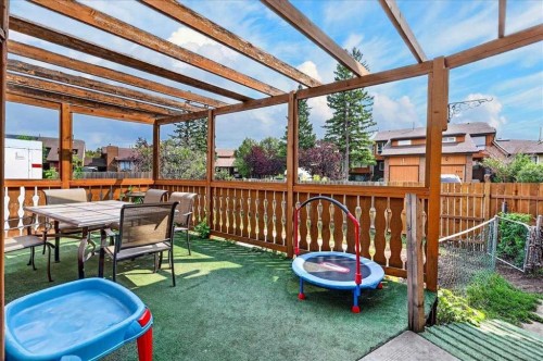 672 Whiteridge Way Ne, Calgary, AB - Outdoor With Deck Patio Veranda