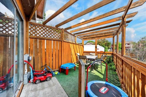 672 Whiteridge Way Ne, Calgary, AB - Outdoor With Deck Patio Veranda With Exterior
