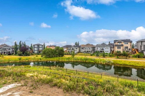 425 Montrose Green Se, High River, AB - Outdoor