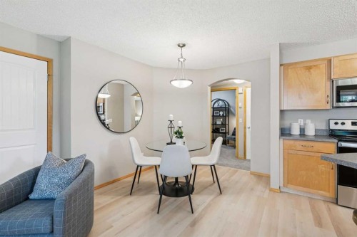 106-7 Everridge Square Sw, Calgary, AB - Indoor