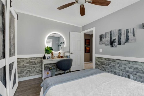 103 Tuscany Estates Crescent Nw, Calgary, AB - Indoor Photo Showing Bedroom